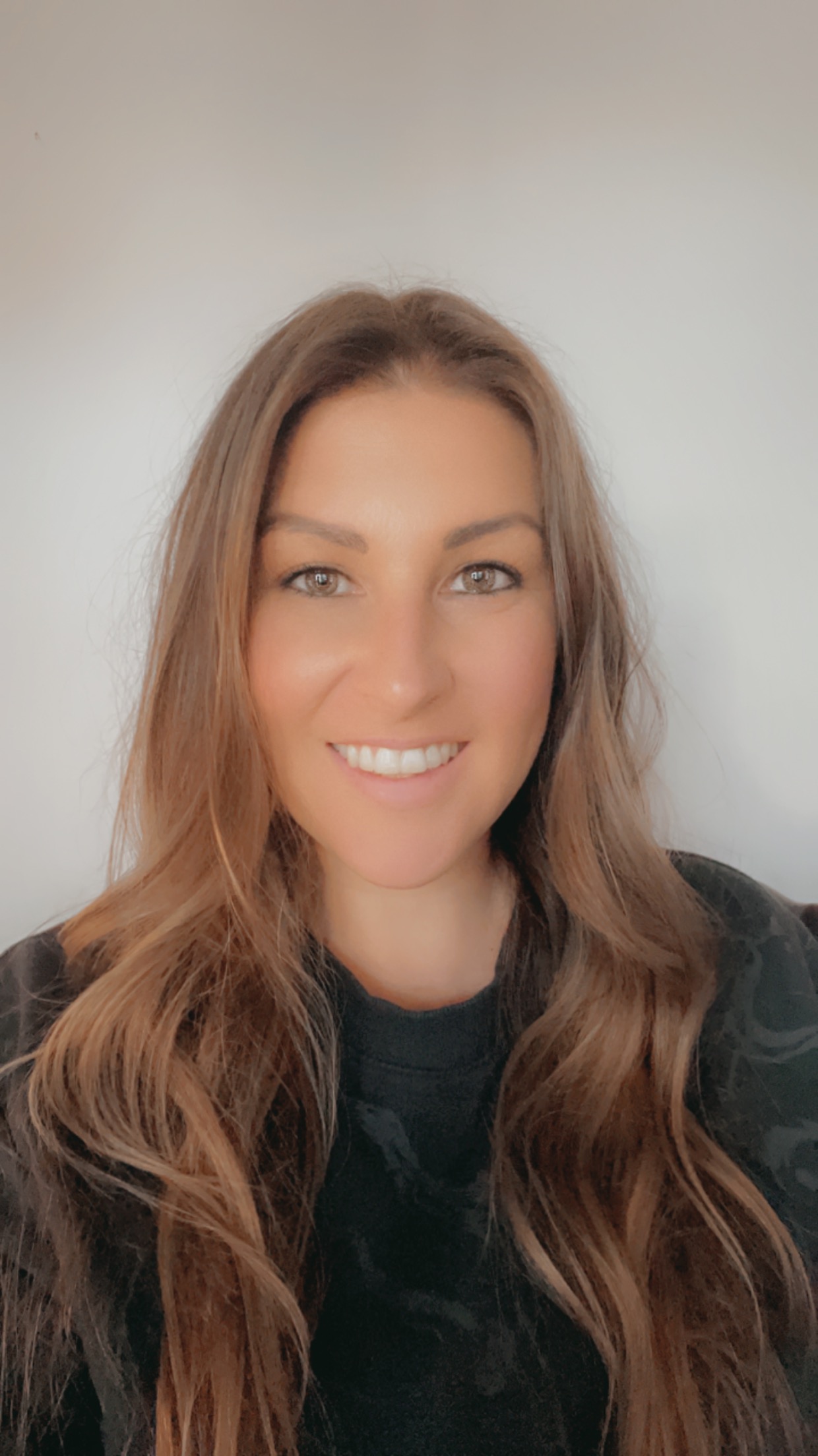 Profile photo of Holly Laird