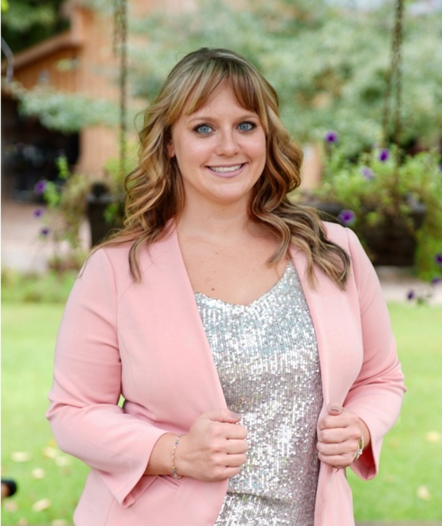 Profile photo of Shayna Glaze